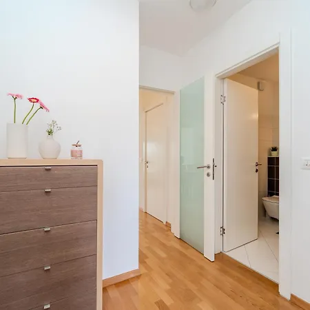 Marie 2 Bedroom Zadar