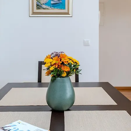 Apartment Marie 2 Bedroom Apartment Zadar